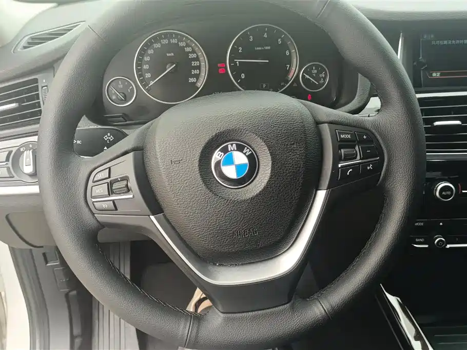 BMW X3 2016 — фото 15