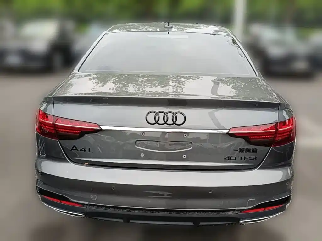 Audi A4L 2025 — фото 10