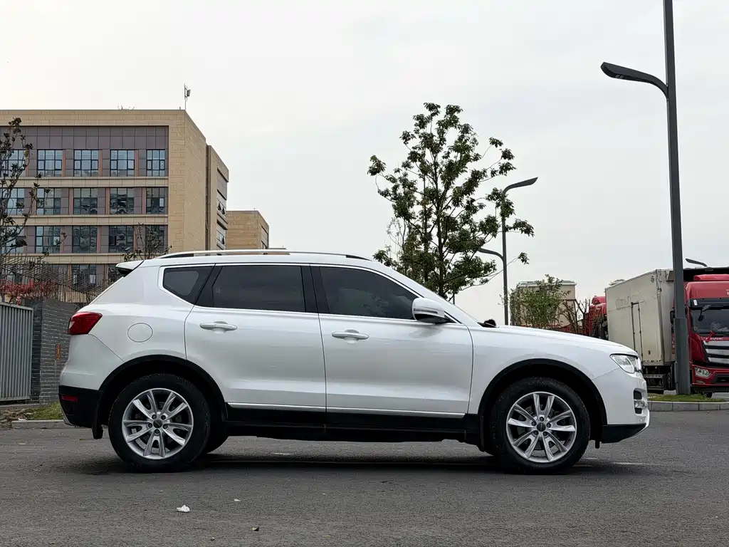 Haval H7 2016 — фото 28