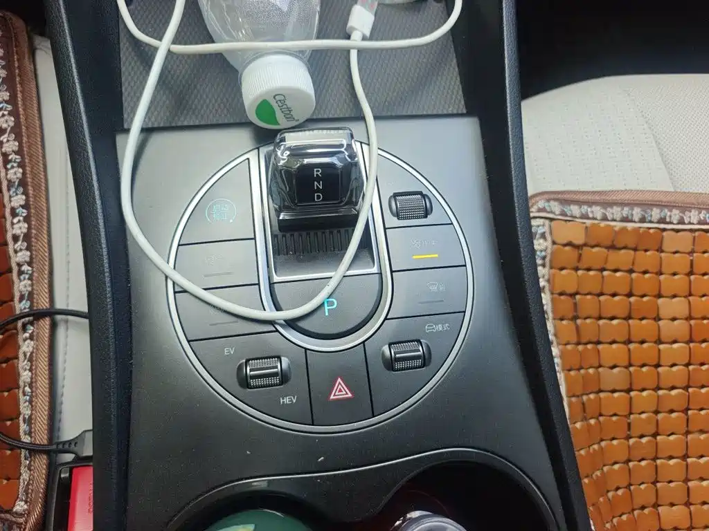 BYD Seal 05 DM-i 2025 — фото 7