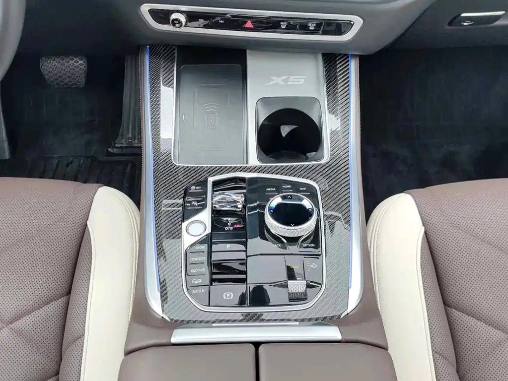 BMW X5 2024 — фото 10