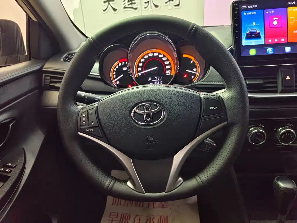 Toyota Yaris L 2022 — фото 14