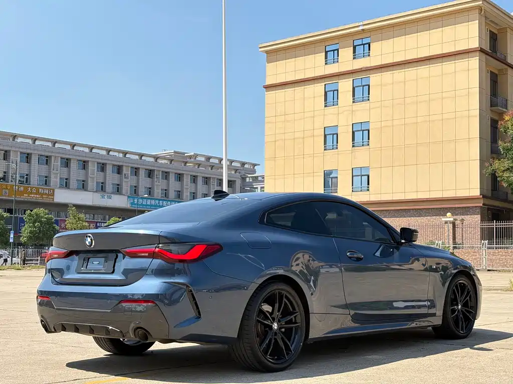 BMW 4 Series 2022 — фото 15
