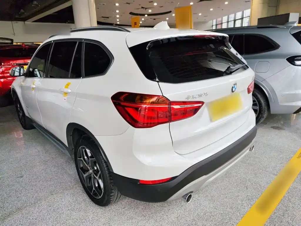BMW X1 2018 — фото 23