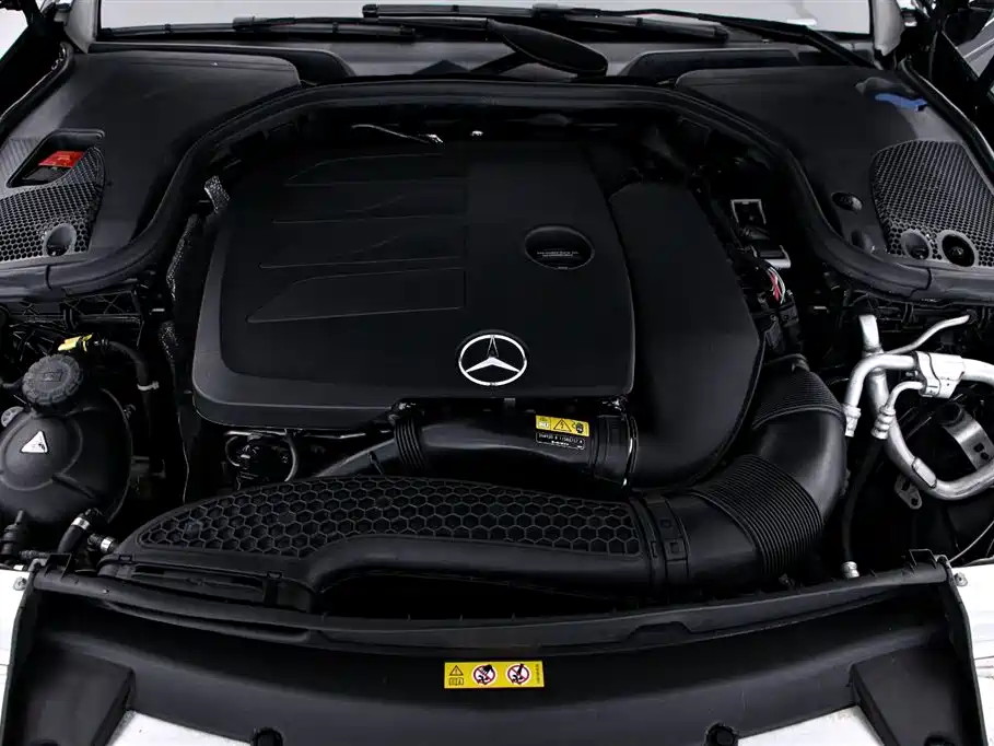 Mercedes-Benz E-Class 2023 — фото 17