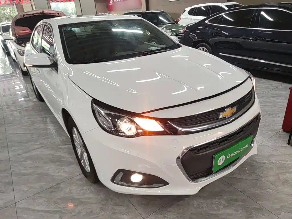 Chevrolet Malibu 2018 — фото 4