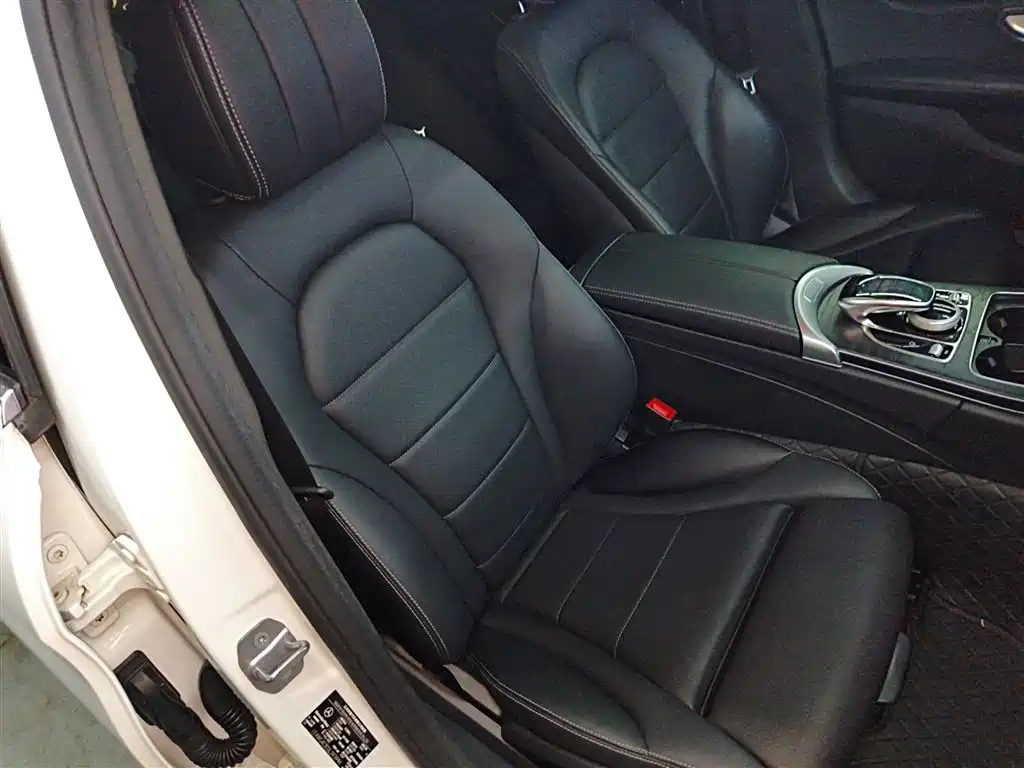 Mercedes-Benz C-Class 2018 — фото 25