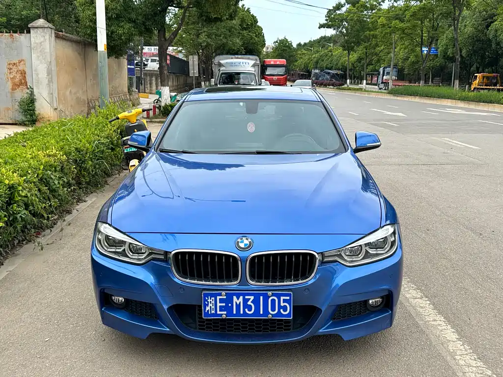 BMW 3 Series 2018 — фото 2