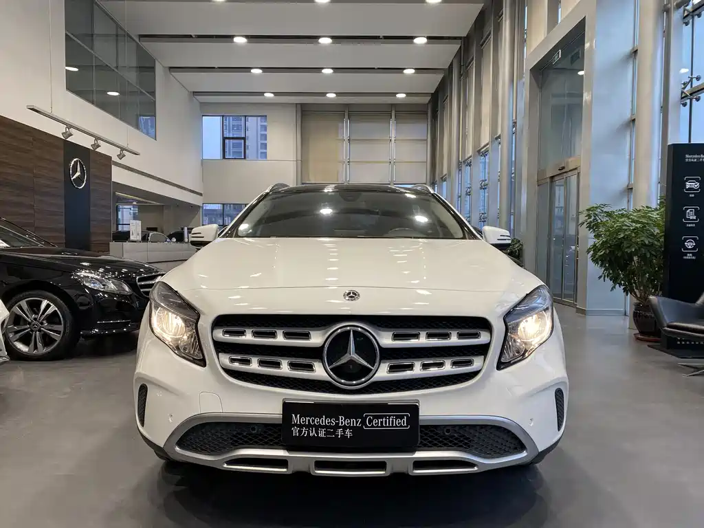 Mercedes-Benz GLA 2017
