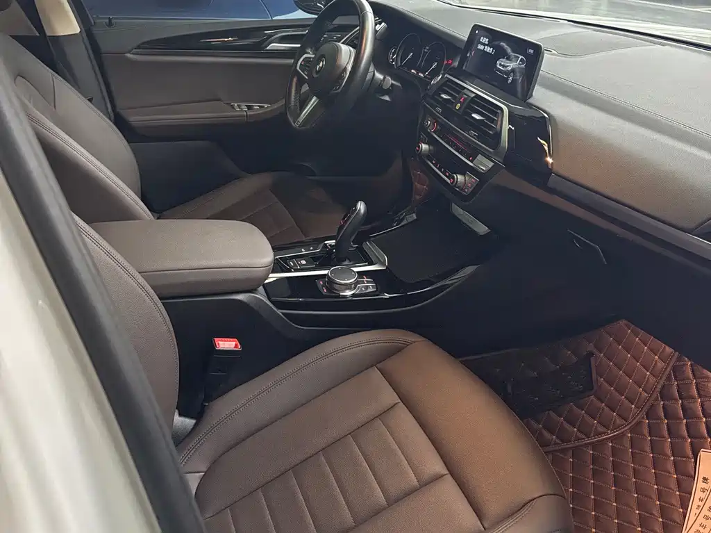 BMW X3 2018 — фото 15