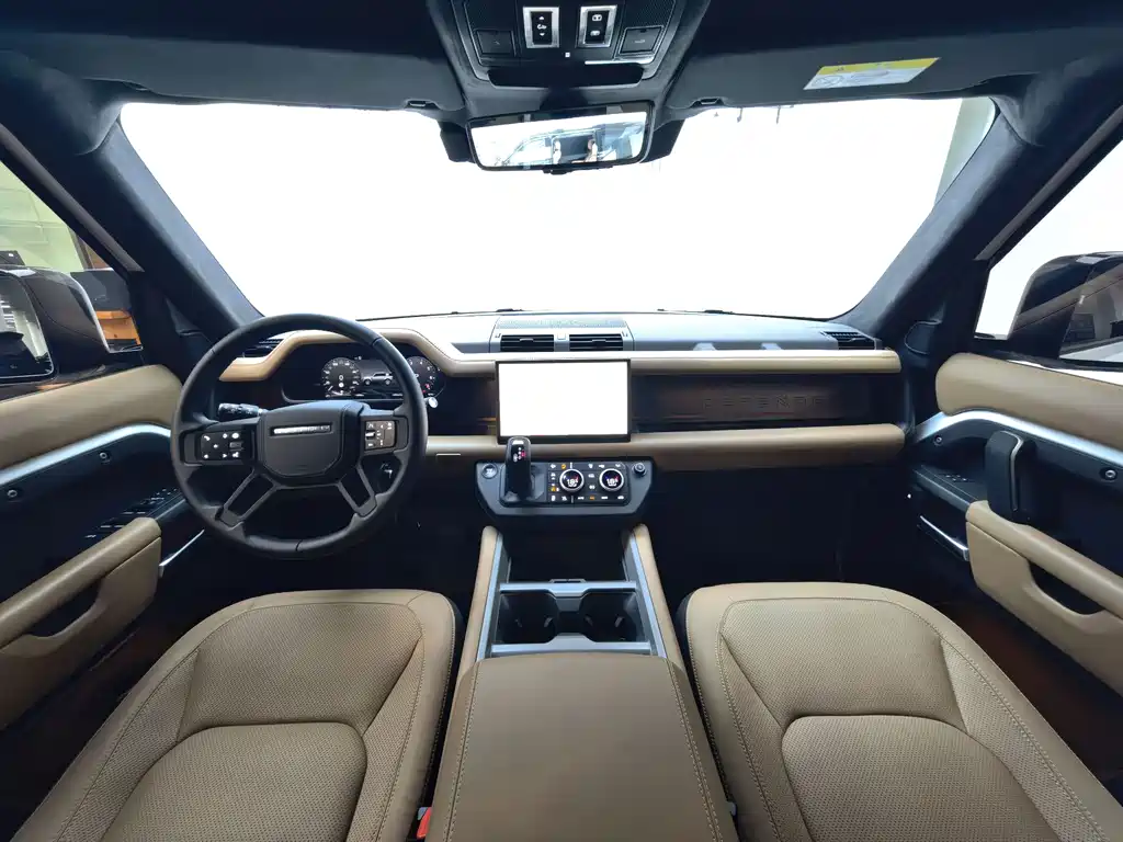 Land Rover Defender 2025 — фото 10