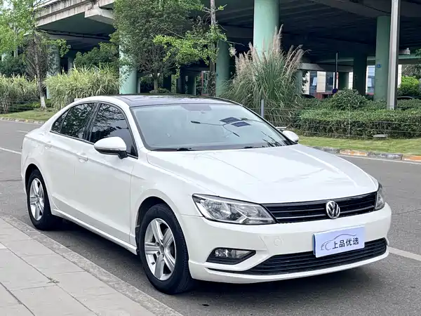 Volkswagen Lamando 2015