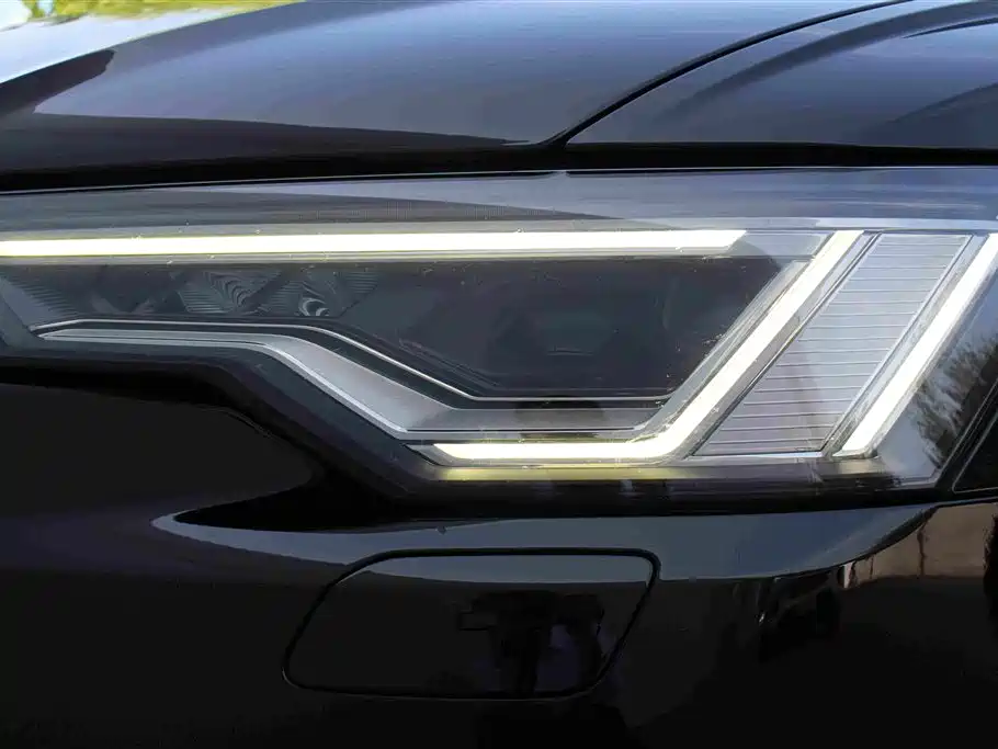 Audi A6L 2022 — фото 14