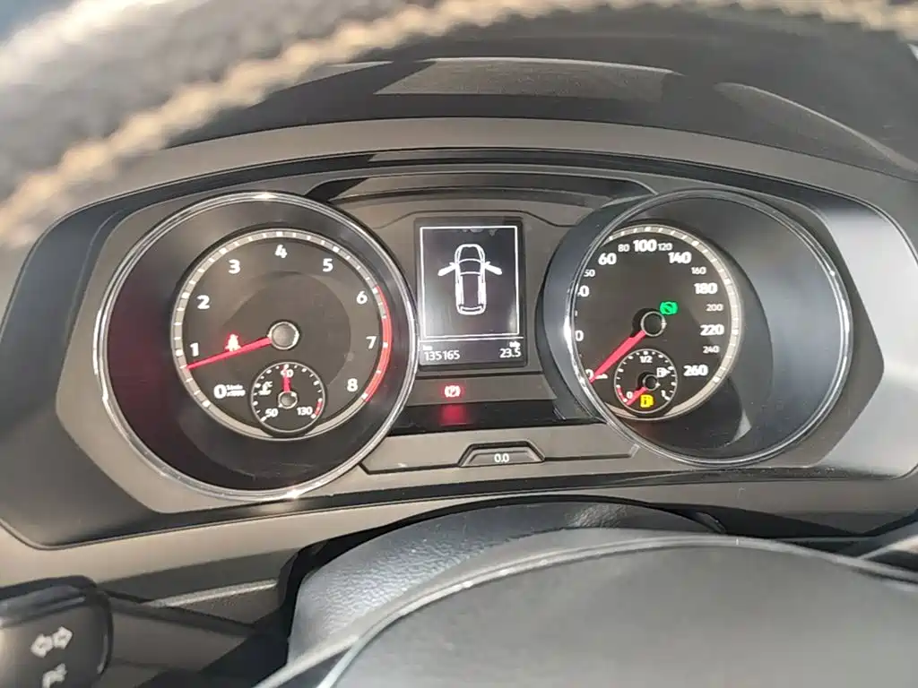 Volkswagen Tiguan L 2019 — фото 12