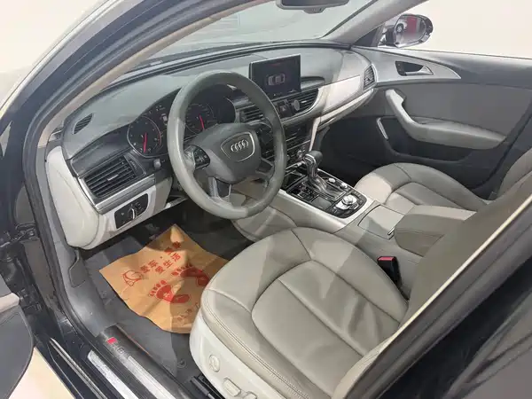 Audi A6L 2012