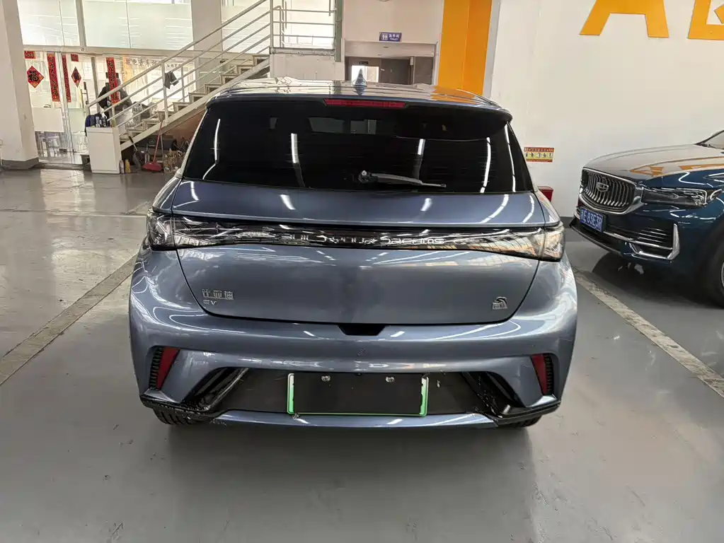 BYD Dolphin 2025 — фото 11
