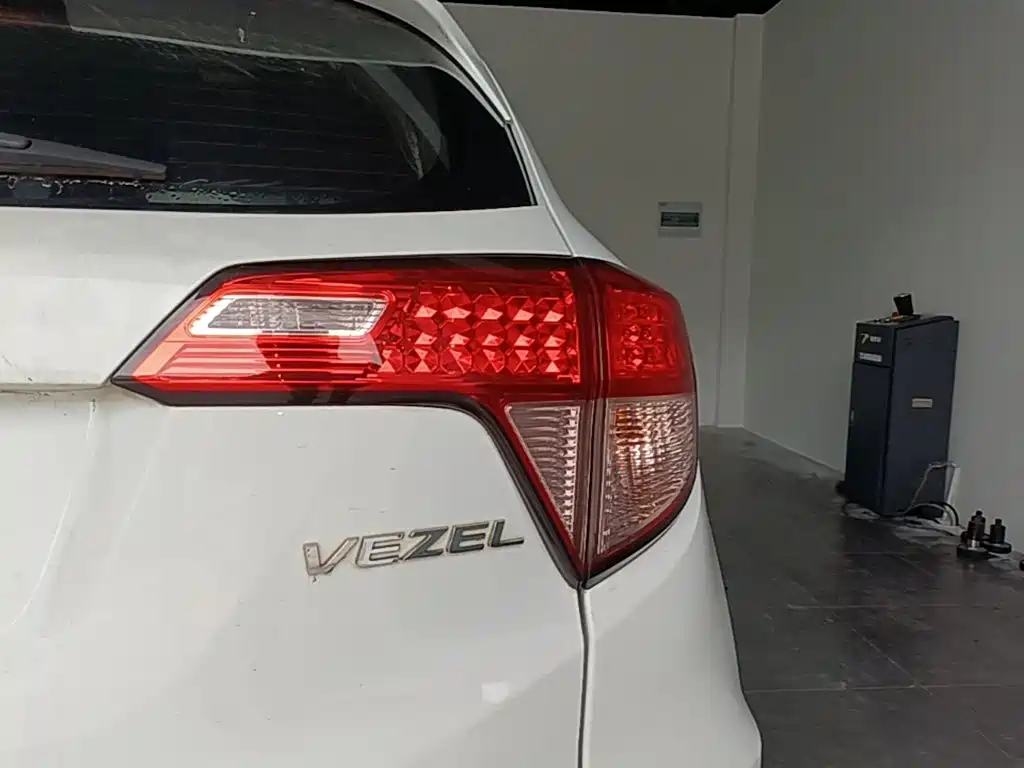 Honda Vezel 2016 — фото 24