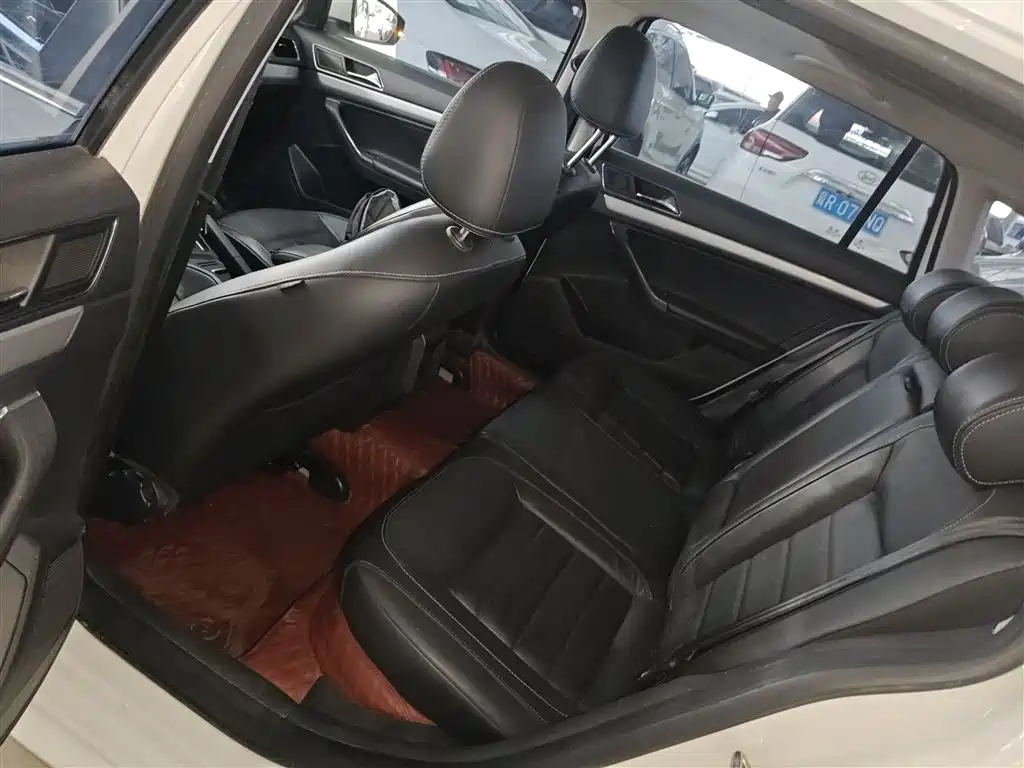 Volkswagen Gran Lavida 2018 — фото 17