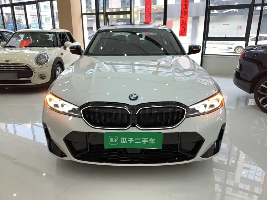BMW 3 Series 2025