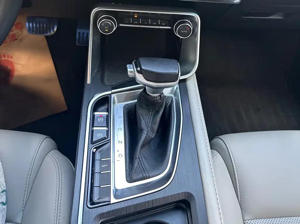 Geely Binrui 2018 — фото 16