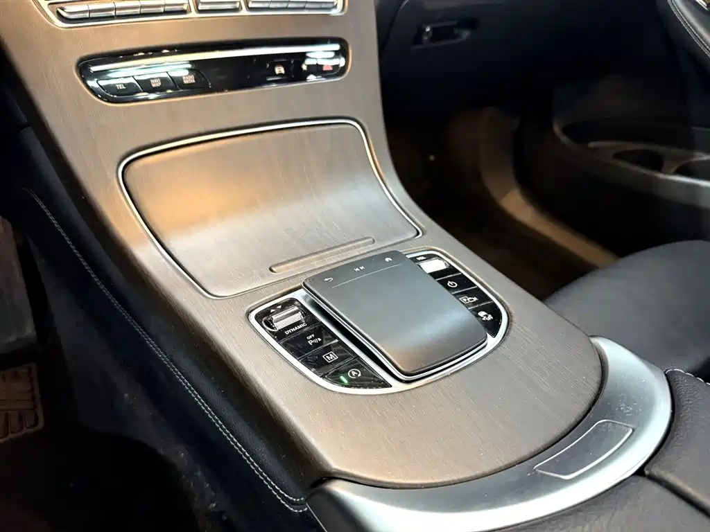 Mercedes-Benz GLC 2020 — фото 15