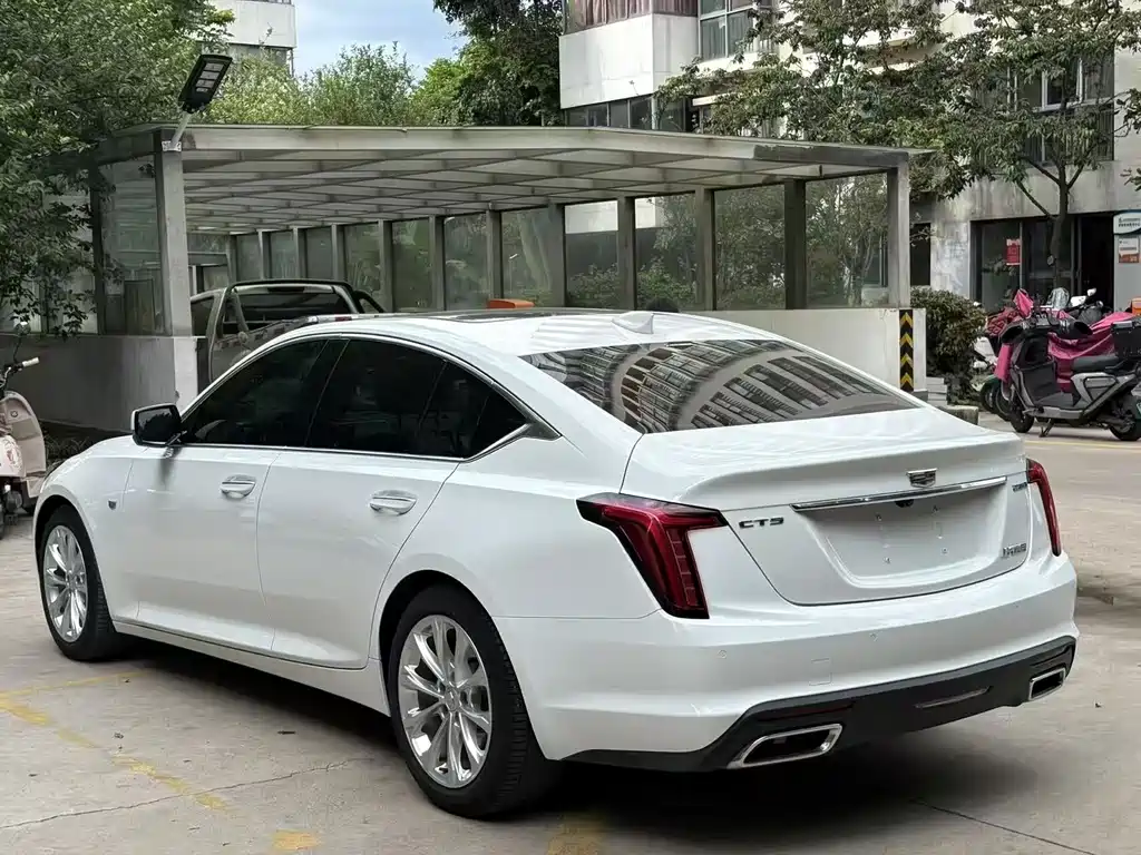 Cadillac CT5 2023 — фото 7
