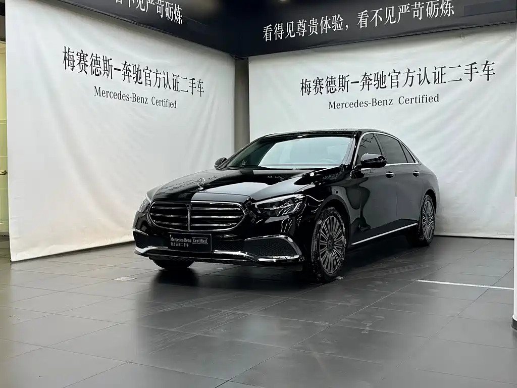 Mercedes-Benz E-Class 2023 — фото 17