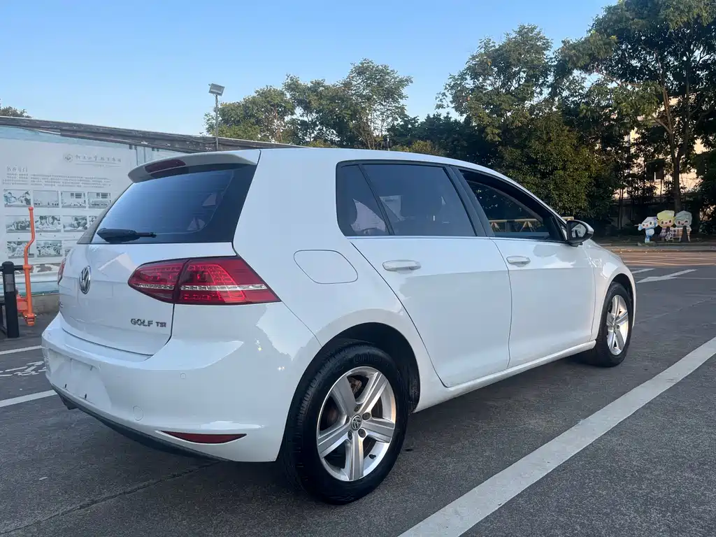 Volkswagen Golf 2015