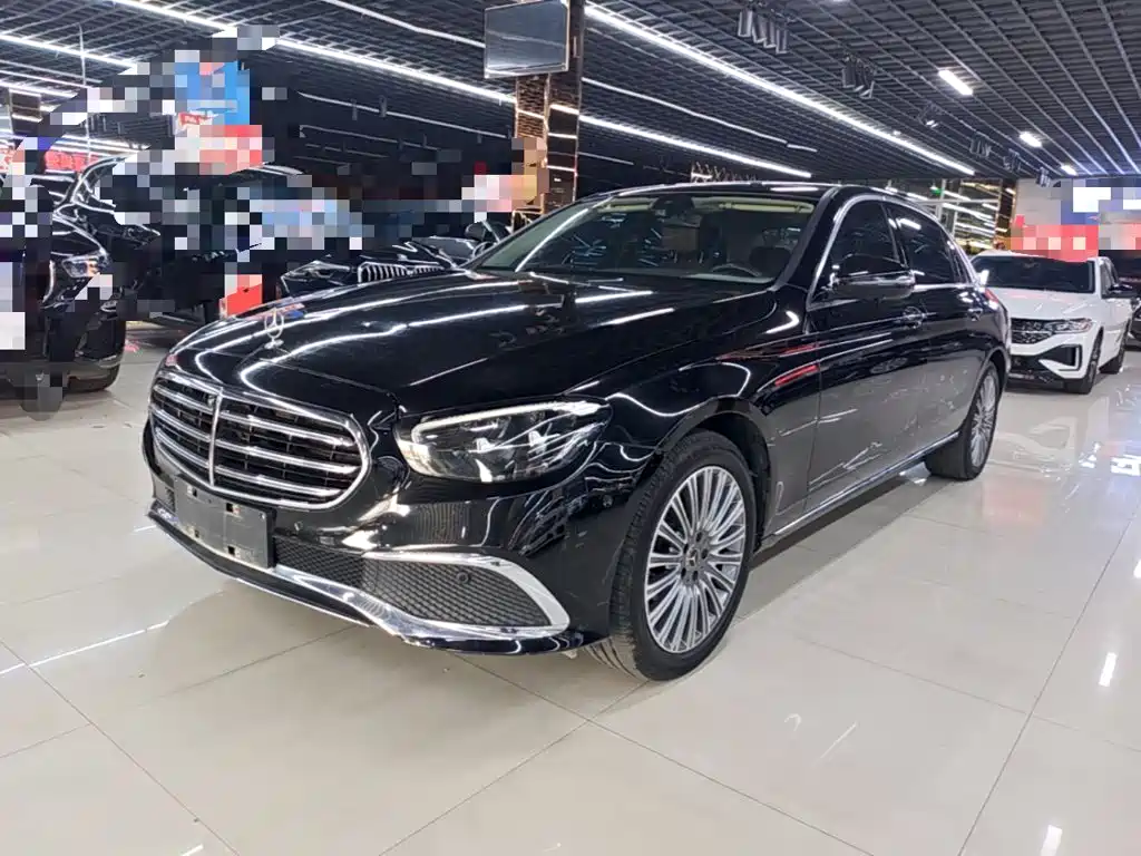 Mercedes-Benz E-Class 2023