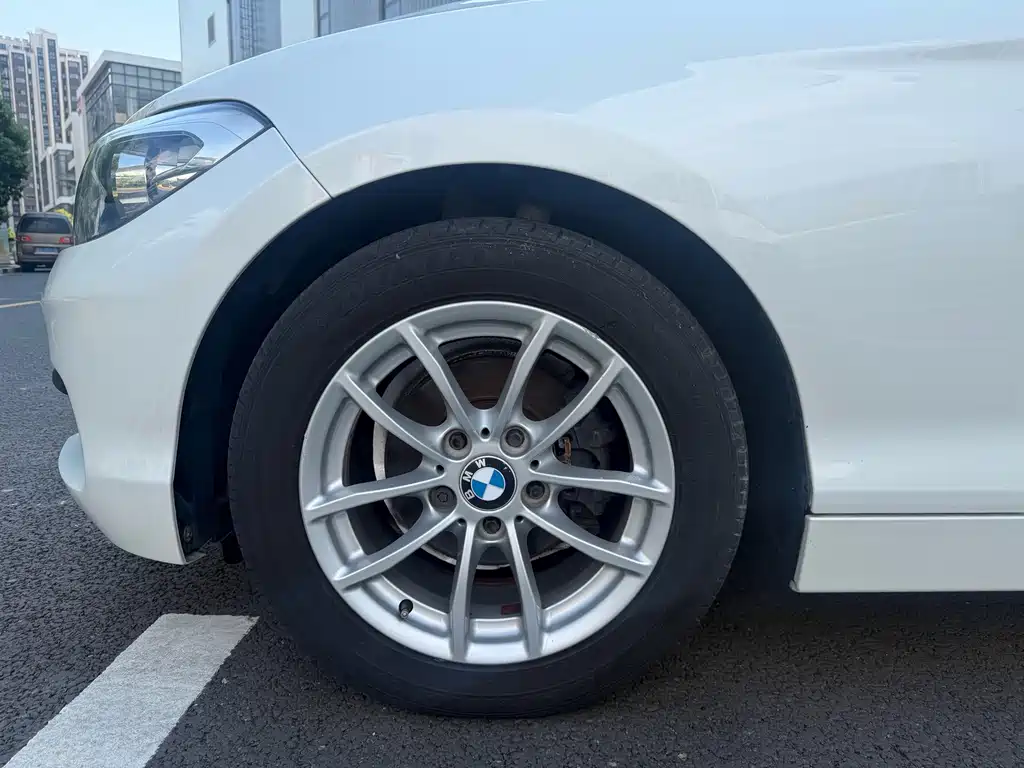 BMW 1 Series 2016 — фото 19
