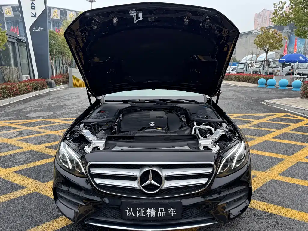 Mercedes-Benz E-Class 2020 — фото 34