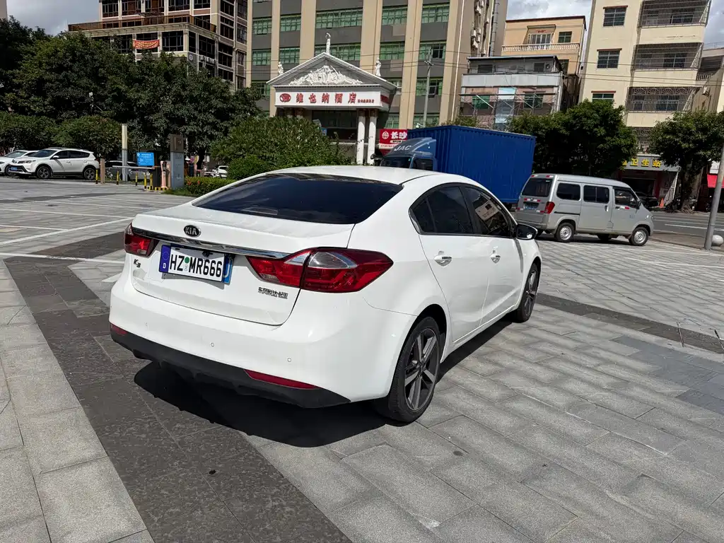 Kia K3 2017