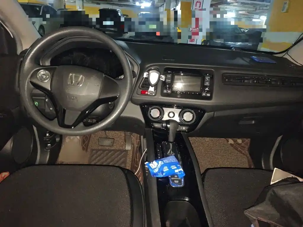 Honda Vezel 2016 — фото 13