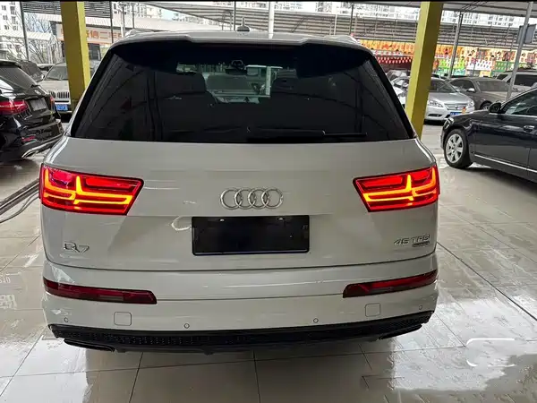Audi Q7 2017