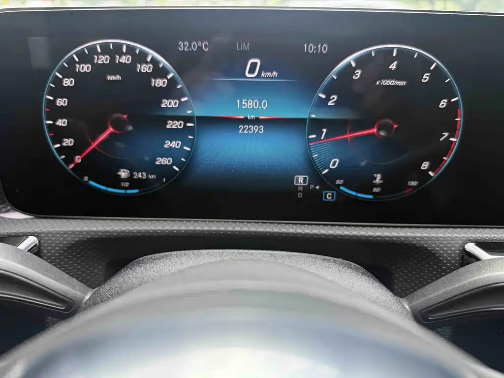 Mercedes-Benz A-Class 2022 — фото 10