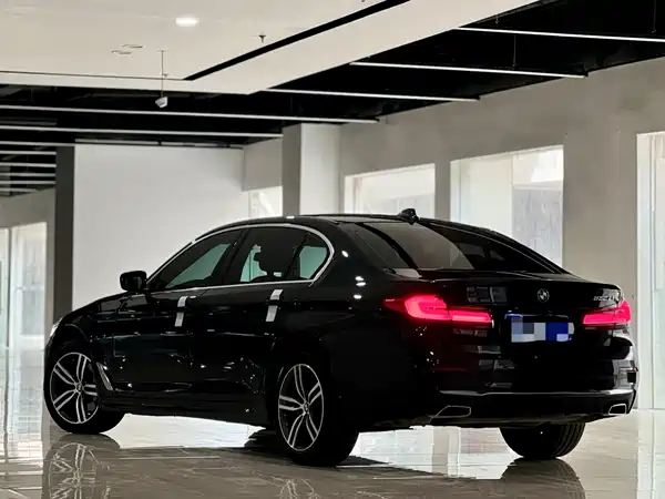 BMW 5 Series 2022