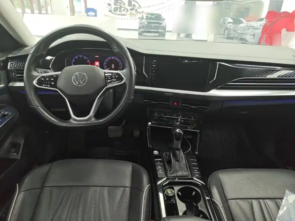 Volkswagen Passat 2022 — фото 10