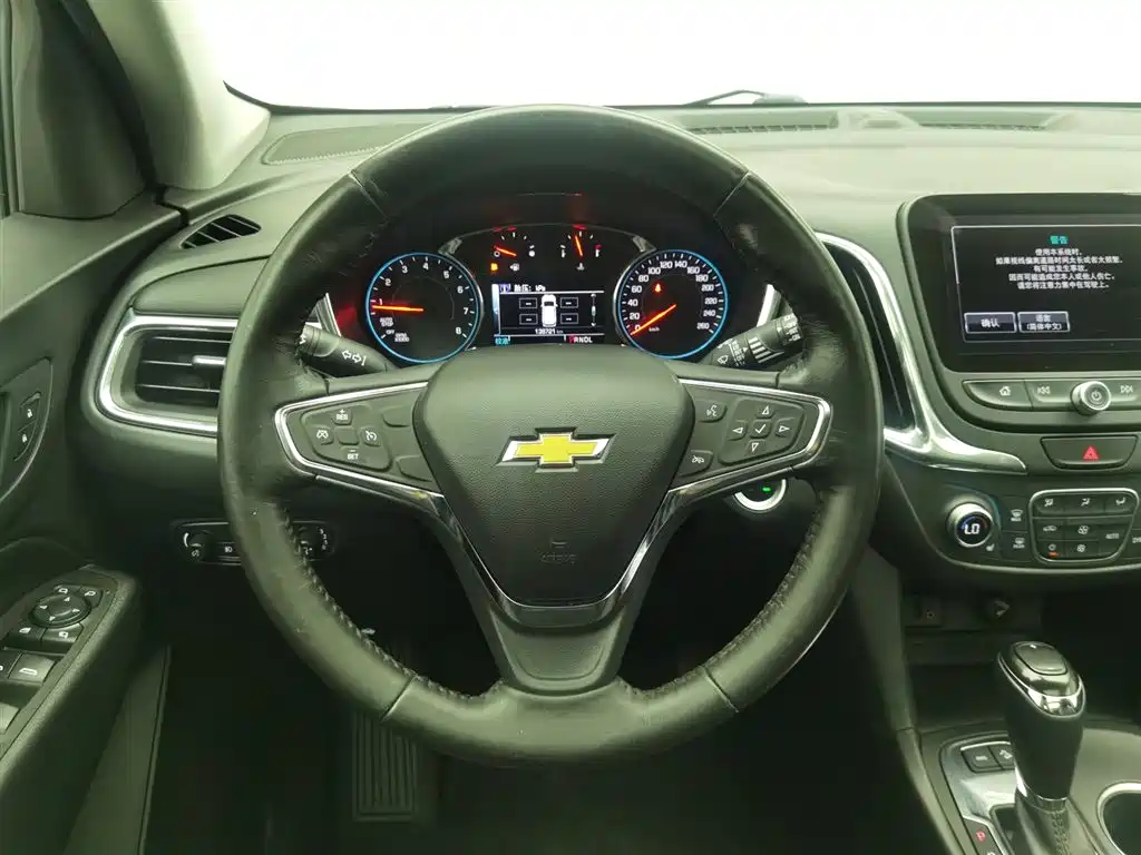 Chevrolet Equinox 2018 — фото 11