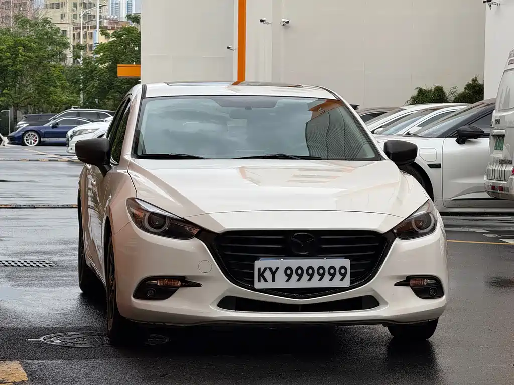 Mazda 3 Axela 2017 — фото 5