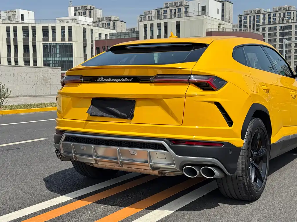 Lamborghini Urus 2021 — фото 4