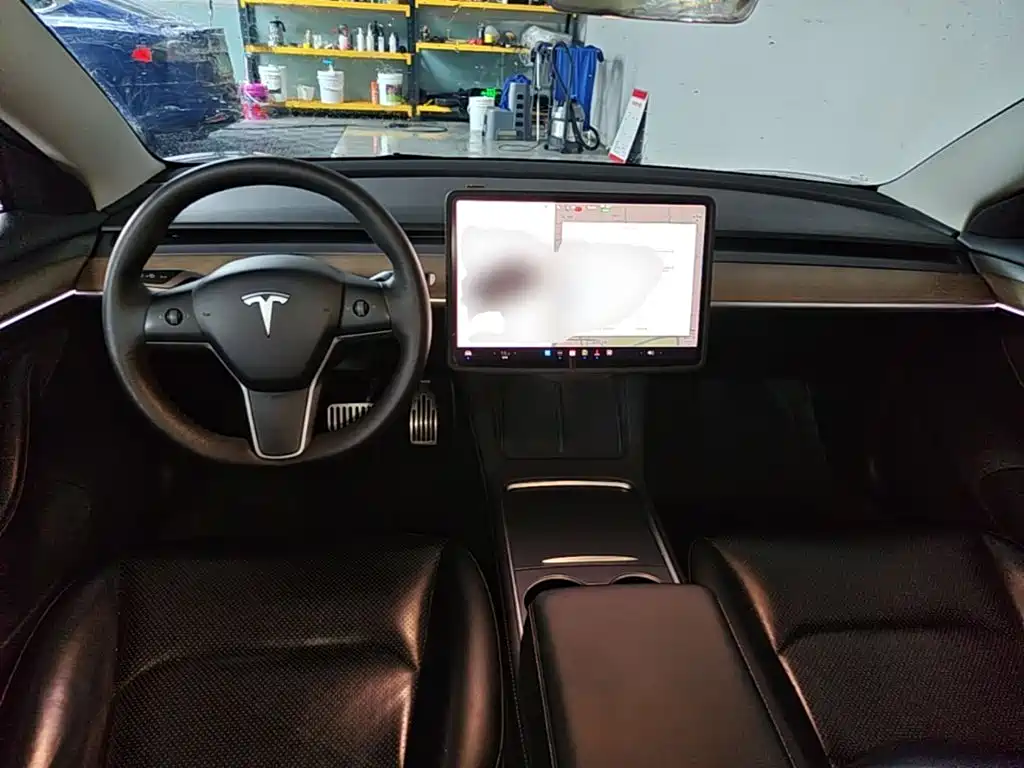 Tesla Model 3 2022 — фото 10
