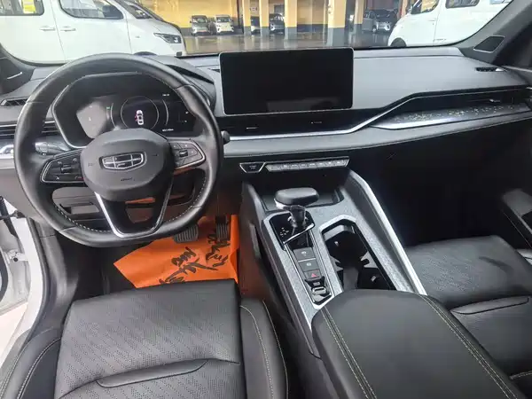 Geely Xingrui 2023