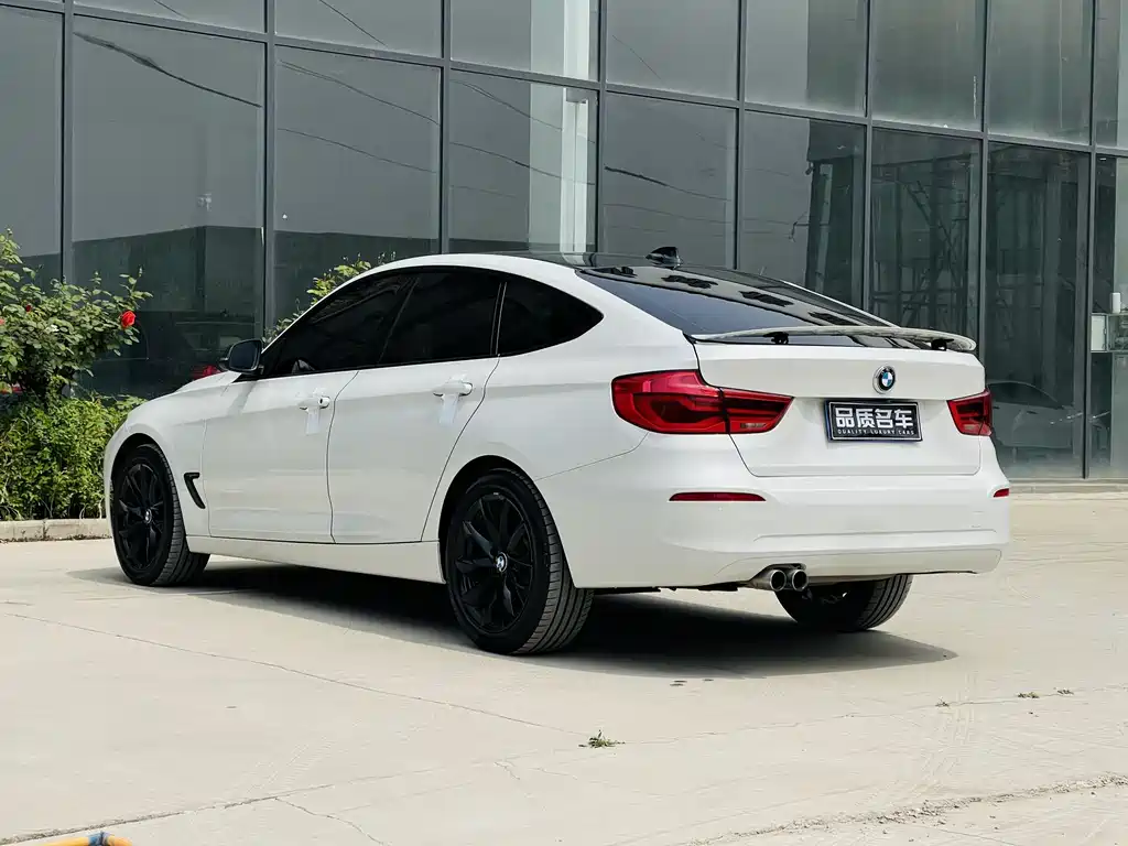 BMW 3 Series GT 2019 — фото 17
