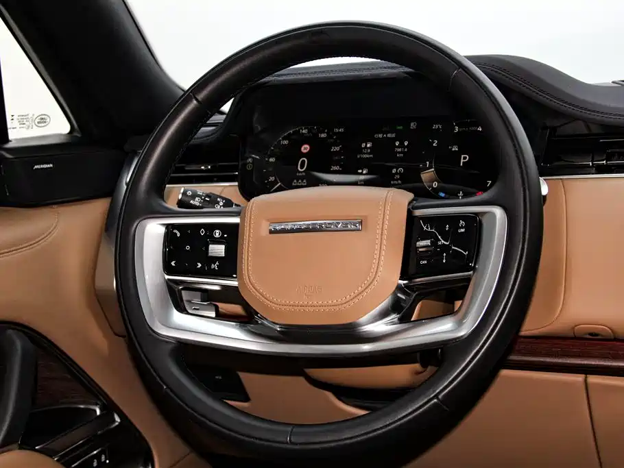 Land Rover Range Rover 2024 — фото 15