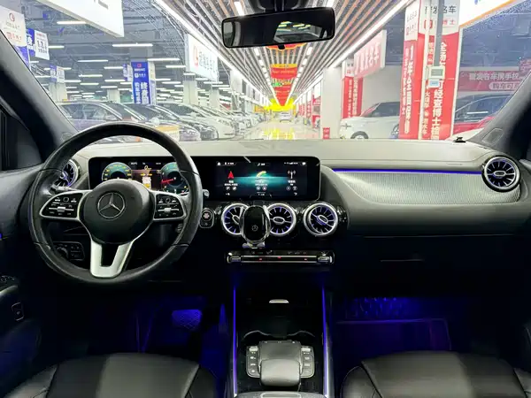 Mercedes-Benz GLA 2020
