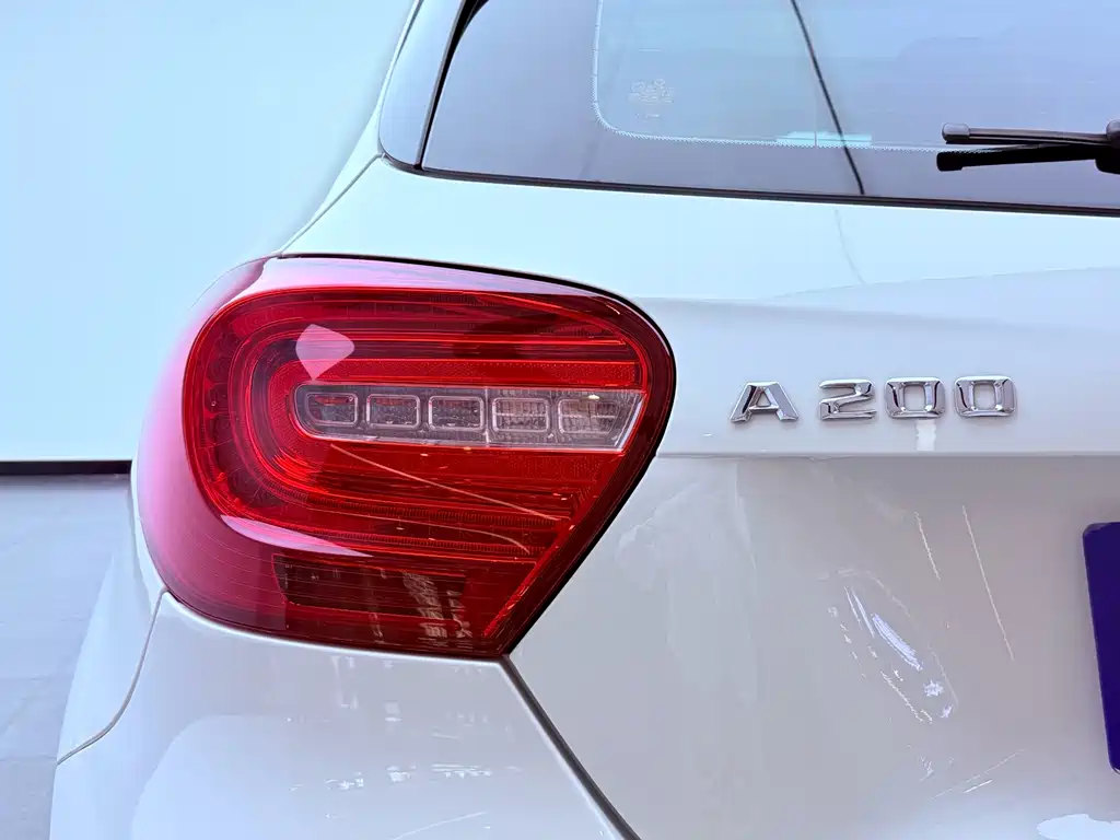 Mercedes-Benz A-Class 2014 — фото 23