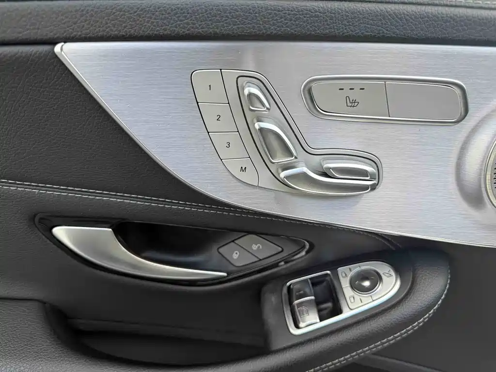 Mercedes-Benz C-Class 2021 — фото 17