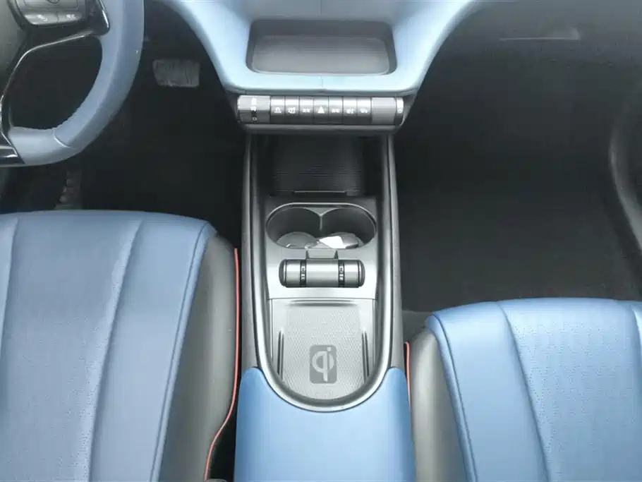 BYD Dolphin 2022 — фото 16