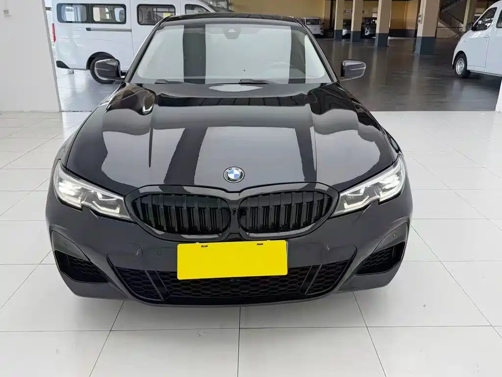 BMW 3 Series 2021