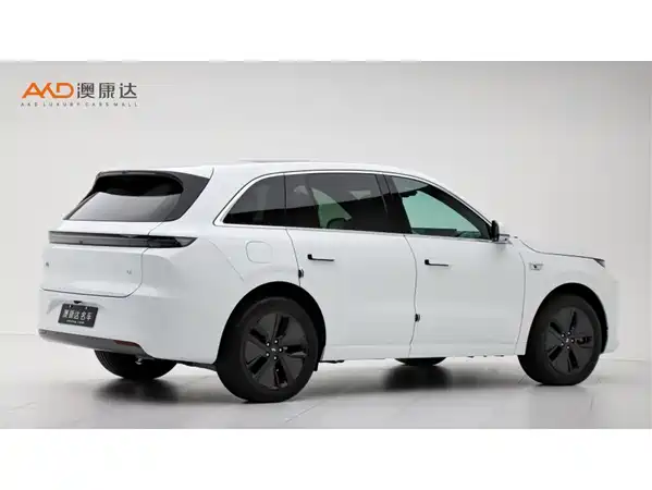 Li Auto L6 2024
